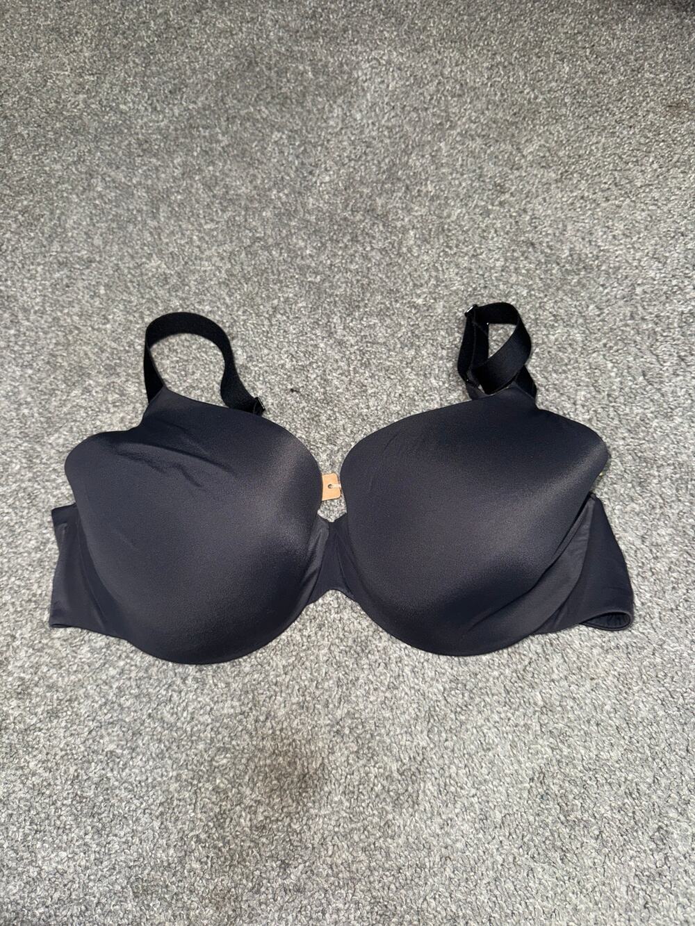 Skims full coverage lightly lined 36DD bra in onyx - Size 36 DD Skims bra - NEW